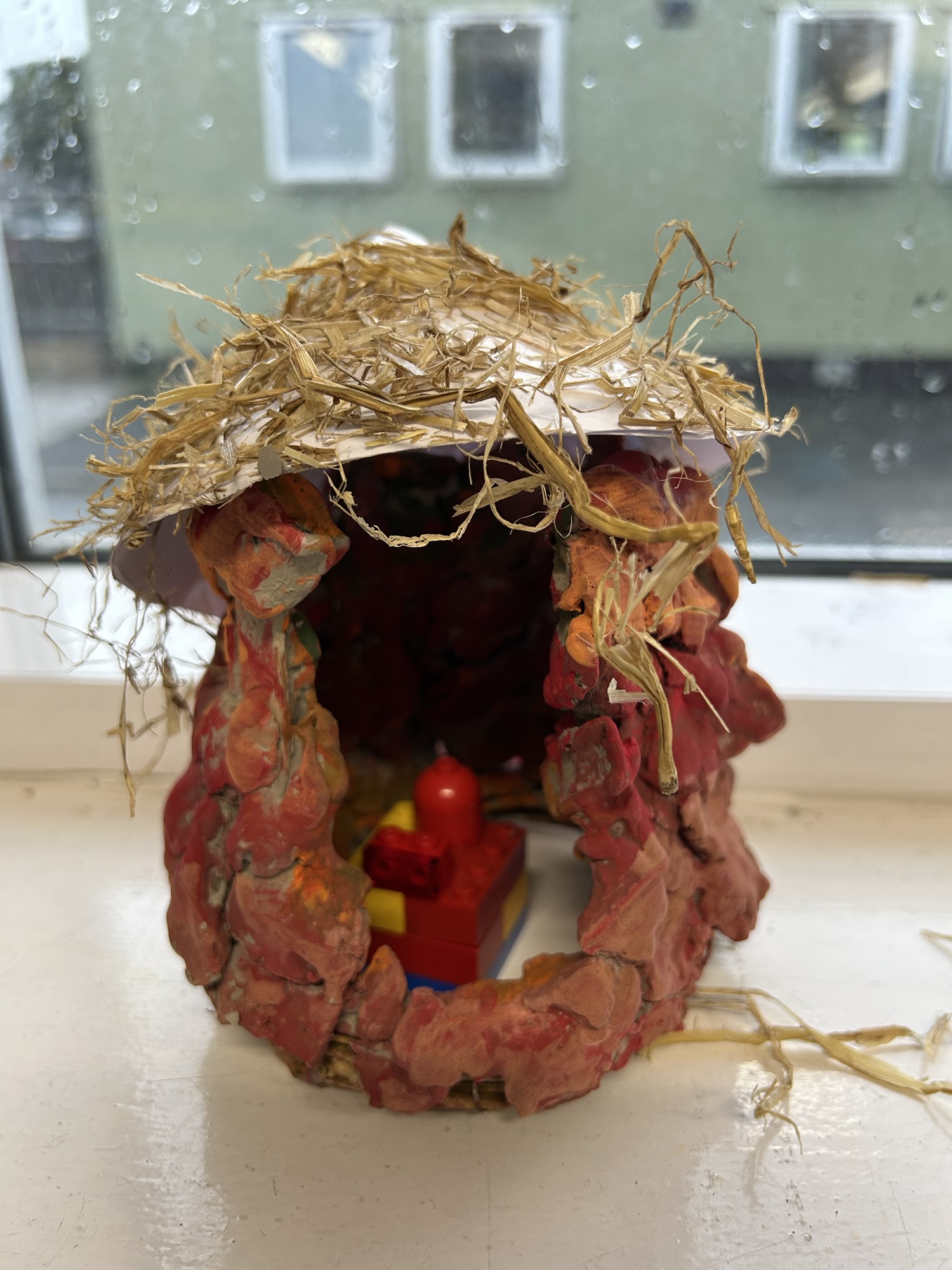 Recreating a Celtic Roundhouse – St Cuthbert's RC Primary School
